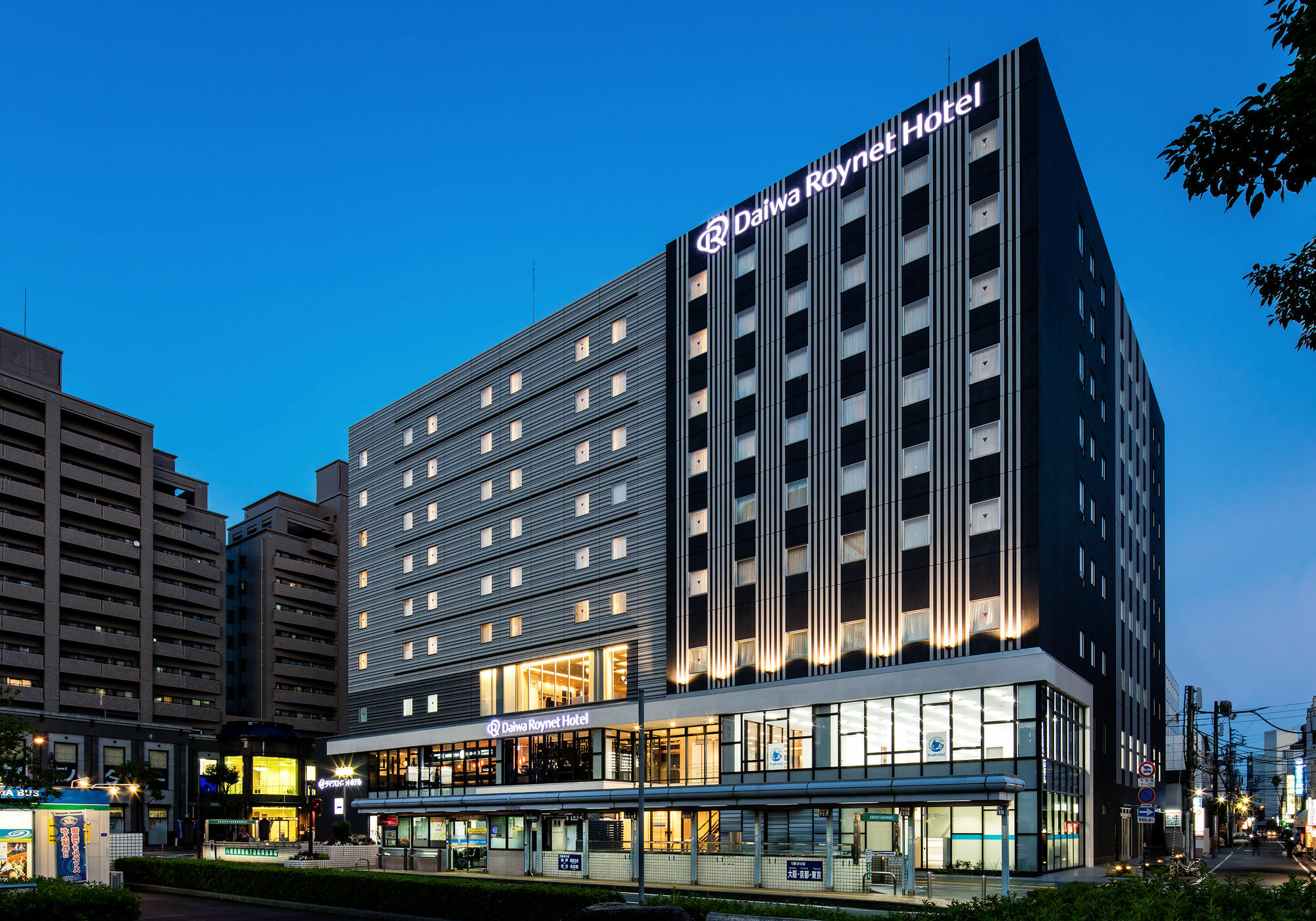 Daiwa Roynet Hotel Tokushima Ekimae Dış mekan fotoğraf